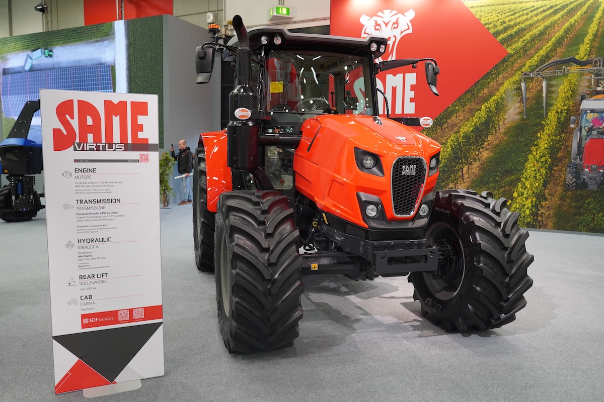 Same Virtus esposto allo stand Same Deutz-Fahr in occasione di Eima International 2024